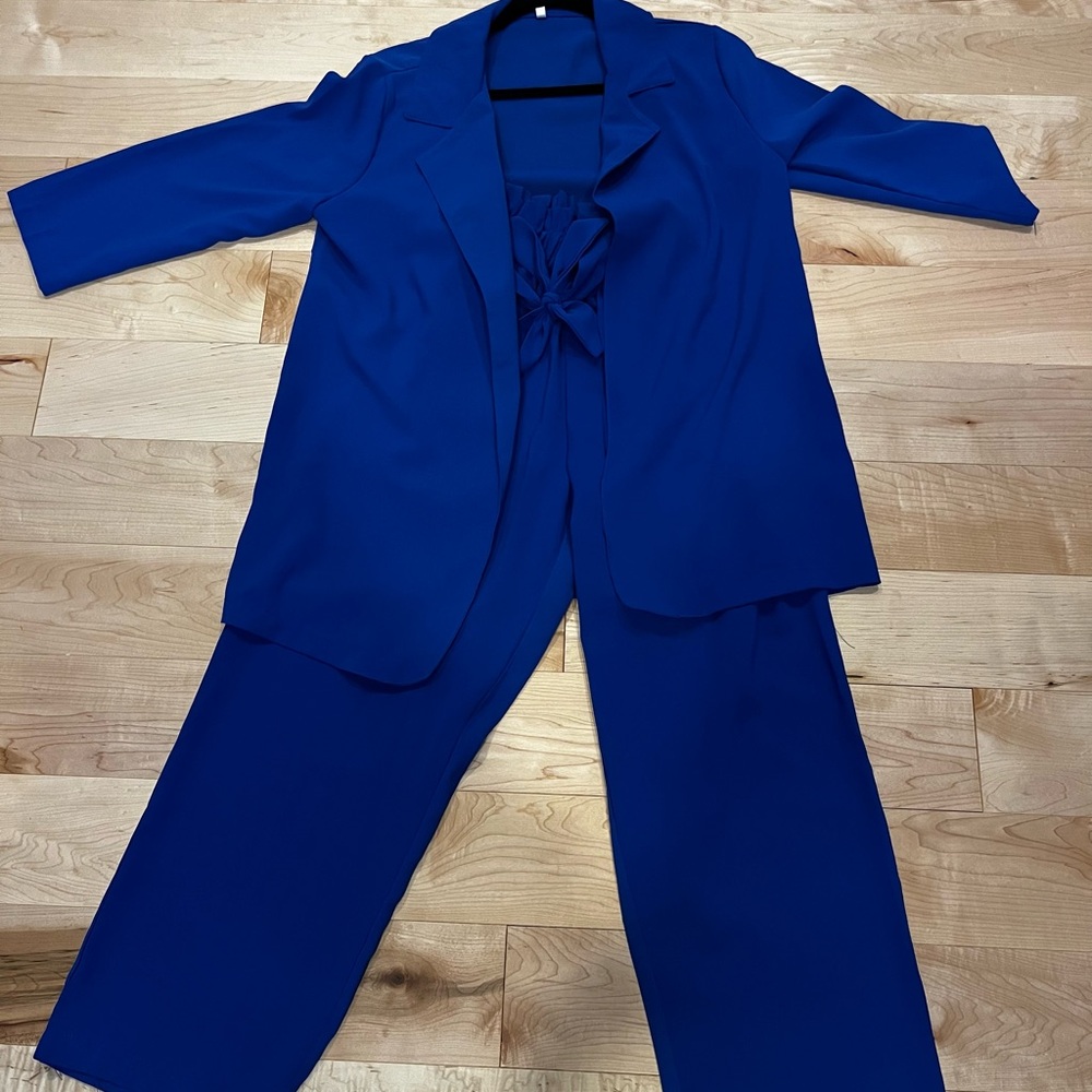 SHEIN Royal Blue Blazer and pants matching set